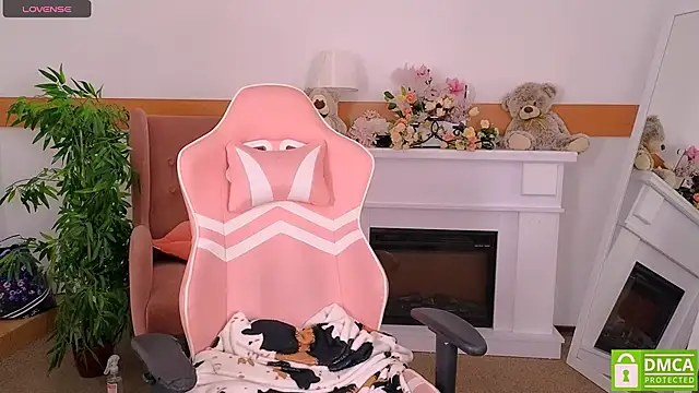 Grace and  Jacob online show from 11.06.25