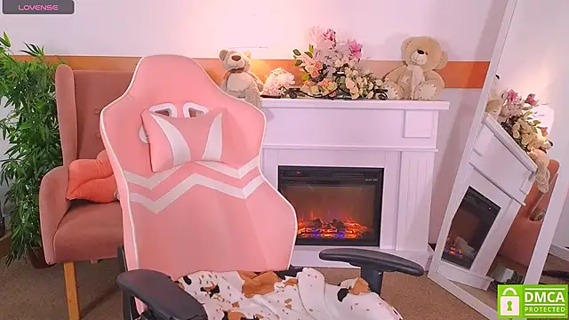 Grace and  Jacob online show from 11.29.25