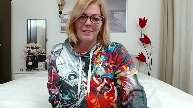 YulliaMilf online show from 01.15.25