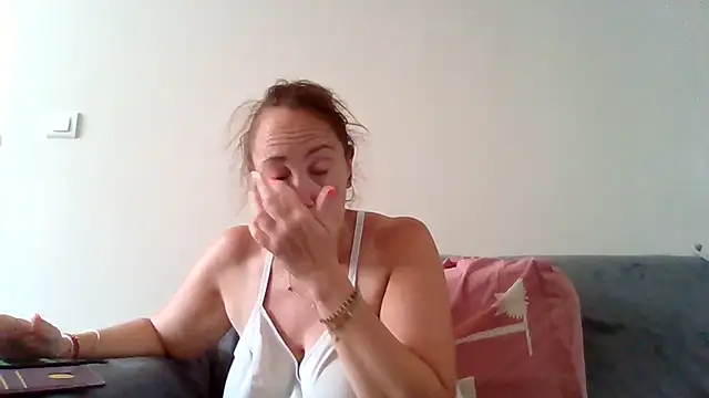 Wisie Cutie online show from 07.17.26