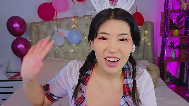 Wendy  Hills online show from 02.13.25