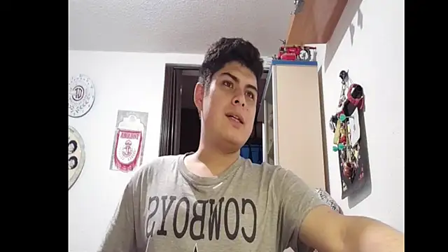 SexyBoyRogerz online show from 09.19.25