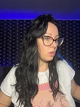 AnnaAnn online show from 10.24.25