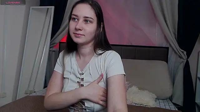 MollyBrams online show from 01.27.25