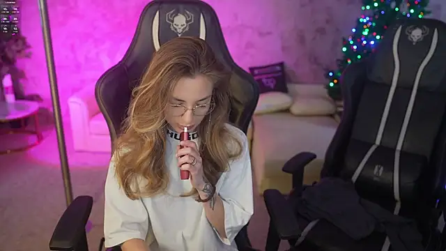 Kisasolo online show from 12.17.25