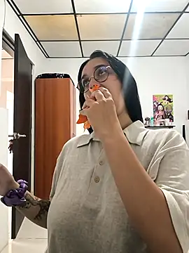 Annya-sweet online show from 11.10.25