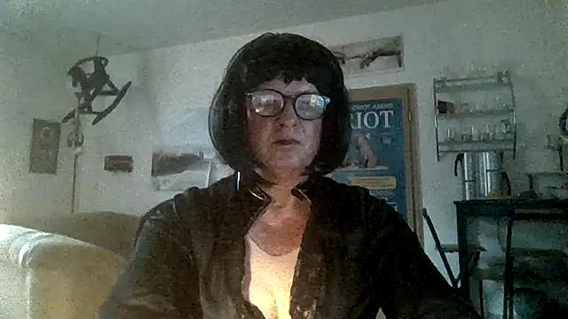 Seltsamoder online show from 11.28.25