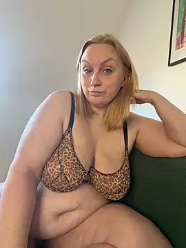 BBW Nora online show from 10.21.25