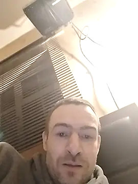 Erimyka online show from 02.03.26