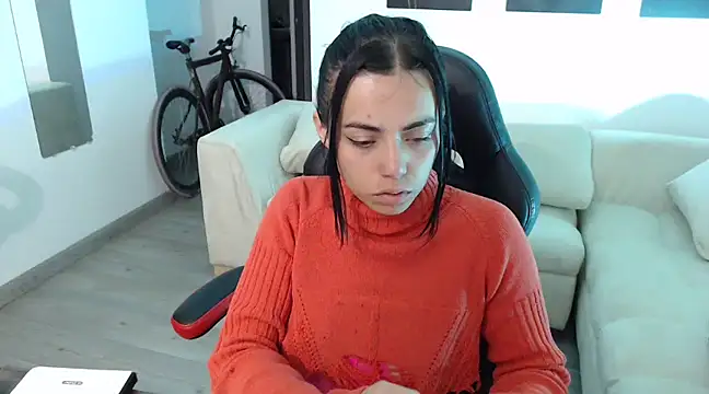 Snapshot of i_am_nina_ chatting on 12.27.24 i am nina online show from 12.27.24