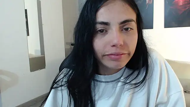 Snapshot of i_am_nina_ chatting on 01.15.25 i am nina online show from 01.15.25