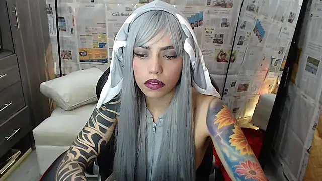 Snapshot of i_am_nina_ chatting on 03.18.25 i am nina online show from 03.18.25
