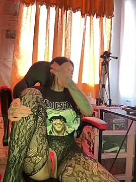 i am nina  online show from 01.16.26