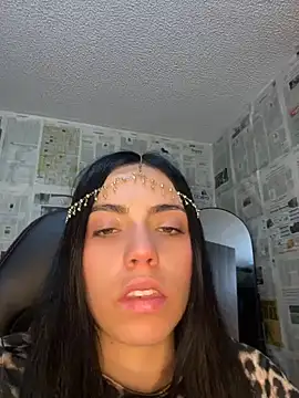 Snapshot of i_am_nina_ chatting on 05.16.26 i am nina online show from 05.16.26