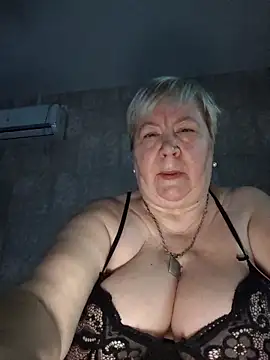 EffectFiona online show from 10.09.25