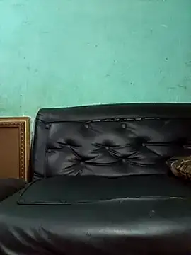 Snapshot of Gegeix chatting on 01.06.25 Gegeix online show from 01.06.25