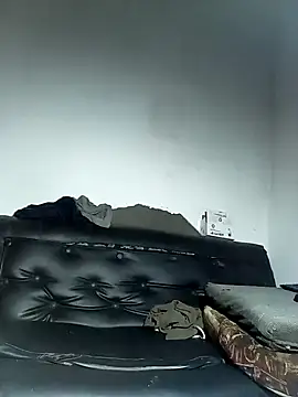 Snapshot of Gegeix chatting on 10.20.25 Gegeix online show from 10.20.25