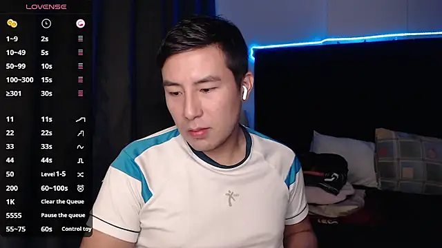 andrewmhilton  online show from 09.16.25