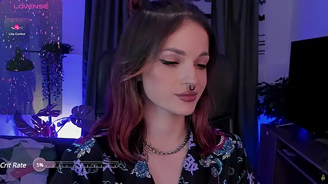 BratzieDarsie online show from 03.10.25