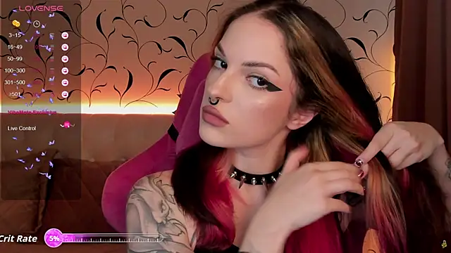 BratzieDarsie online show from 09.17.25