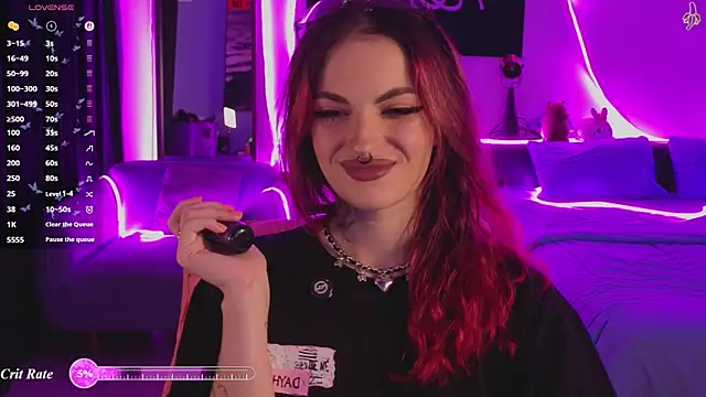 BratzieDarsie online show from 07.04.26