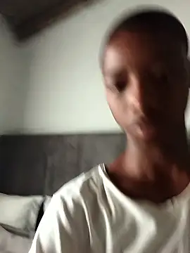 BLACK BOTTOM03 online show from 01.14.26