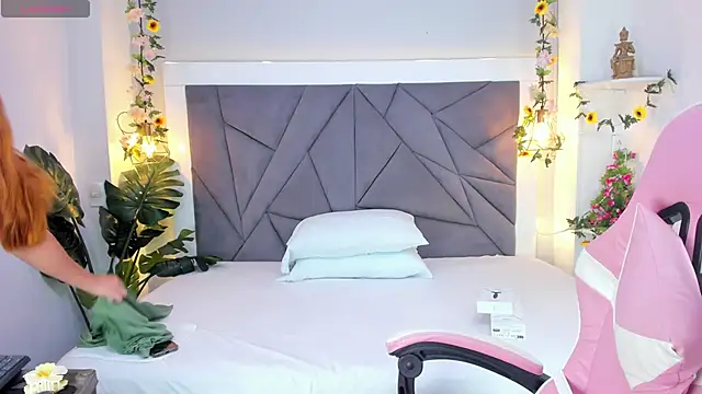 KiarhaTrixie online show from 01.07.26