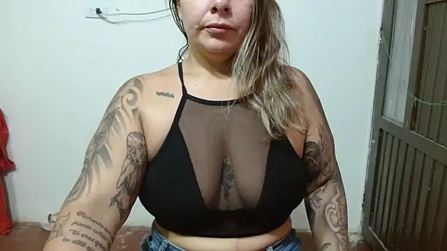 ChloexBigAss online show from 12.14.25