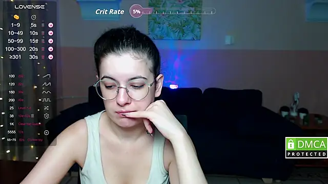 Snapshot of Aminabeatris chatting on 09.17.25 Aminabeatris online show from 09.17.25