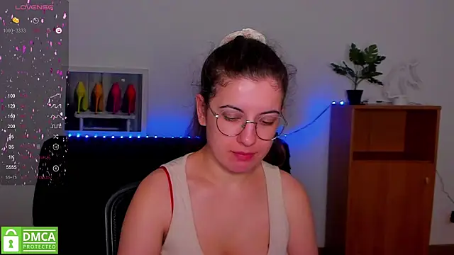 Snapshot of Aminabeatris chatting on 09.24.25 Aminabeatris online show from 09.24.25