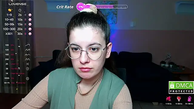 Snapshot of Aminabeatris chatting on 10.26.25 Aminabeatris online show from 10.26.25