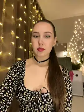 Snapshot of Ann_space chatting on 12.28.24 Ann space online show from 12.28.24