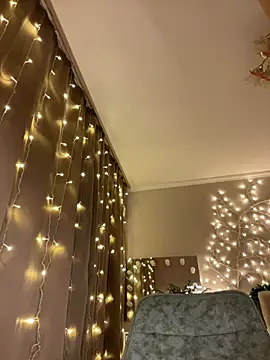 Snapshot of Ann_space chatting on 02.01.25 Ann space online show from 02.01.25