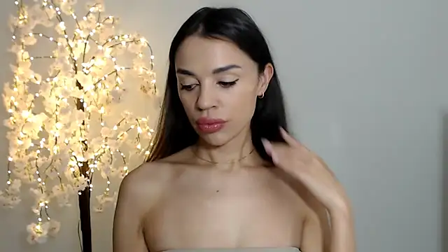 Mika Gold online show from 09.26.25