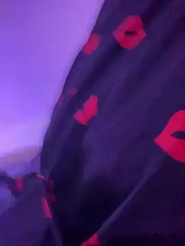 GigiiStone online show from 12.22.24