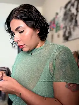 GigiiStone online show from 10.09.25