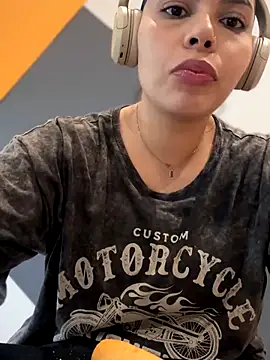 GigiiStone online show from 11.07.25