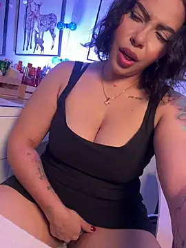 GigiiStone online show from 03.01.26