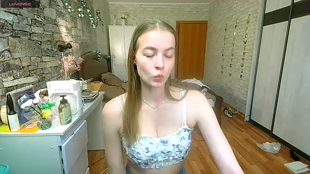  Aphrodita  wow   online show from 05.11.26