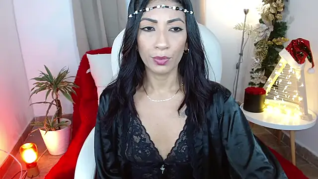 Snapshot of sofia_perez___ chatting on 12.15.24 sofia perez online show from 12.15.24