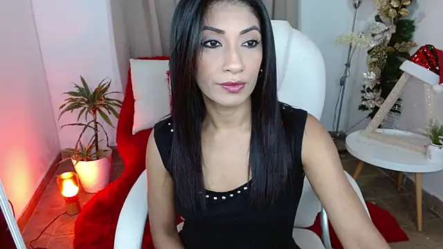 Snapshot of sofia_perez___ chatting on 12.22.24 sofia perez online show from 12.22.24