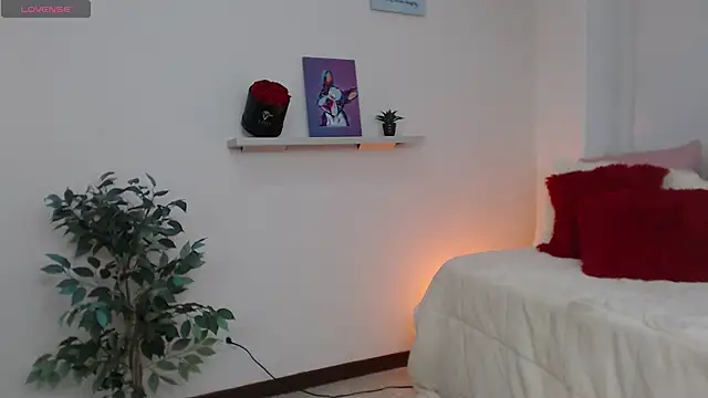 sofia perez    online show from 10.03.25