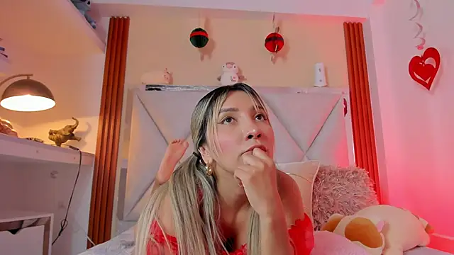 Happy tits online show from 12.18.24