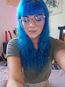 Snapshot of anyalikestosuck chatting on 09.28.25 anyalikestosuck online show from 09.28.25