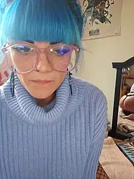 Snapshot of anyalikestosuck chatting on 10.10.25 anyalikestosuck online show from 10.10.25