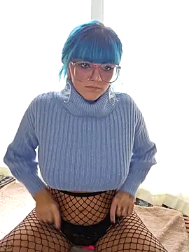 Snapshot of anyalikestosuck chatting on 10.23.25 anyalikestosuck online show from 10.23.25