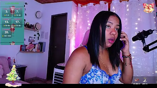 Snapshot of samanthaabloom chatting on 12.24.24 samanthaabloom online show from 12.24.24