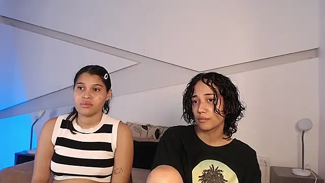 hot little bunny online show from 11.12.25