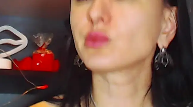 Snapshot of Siaconna chatting on 01.11.25 Siaconna online show from 01.11.25