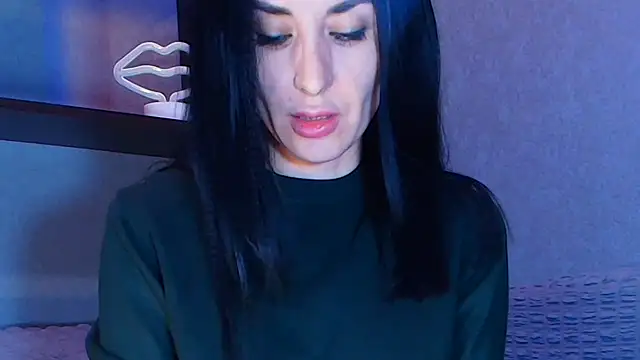 Snapshot of Siaconna chatting on 03.13.25 Siaconna online show from 03.13.25